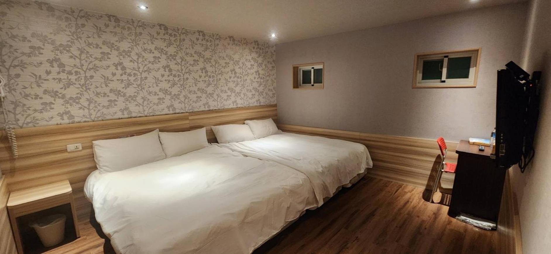 Smile Comma Bed & Breakfast ไทเป ภายนอก รูปภาพ