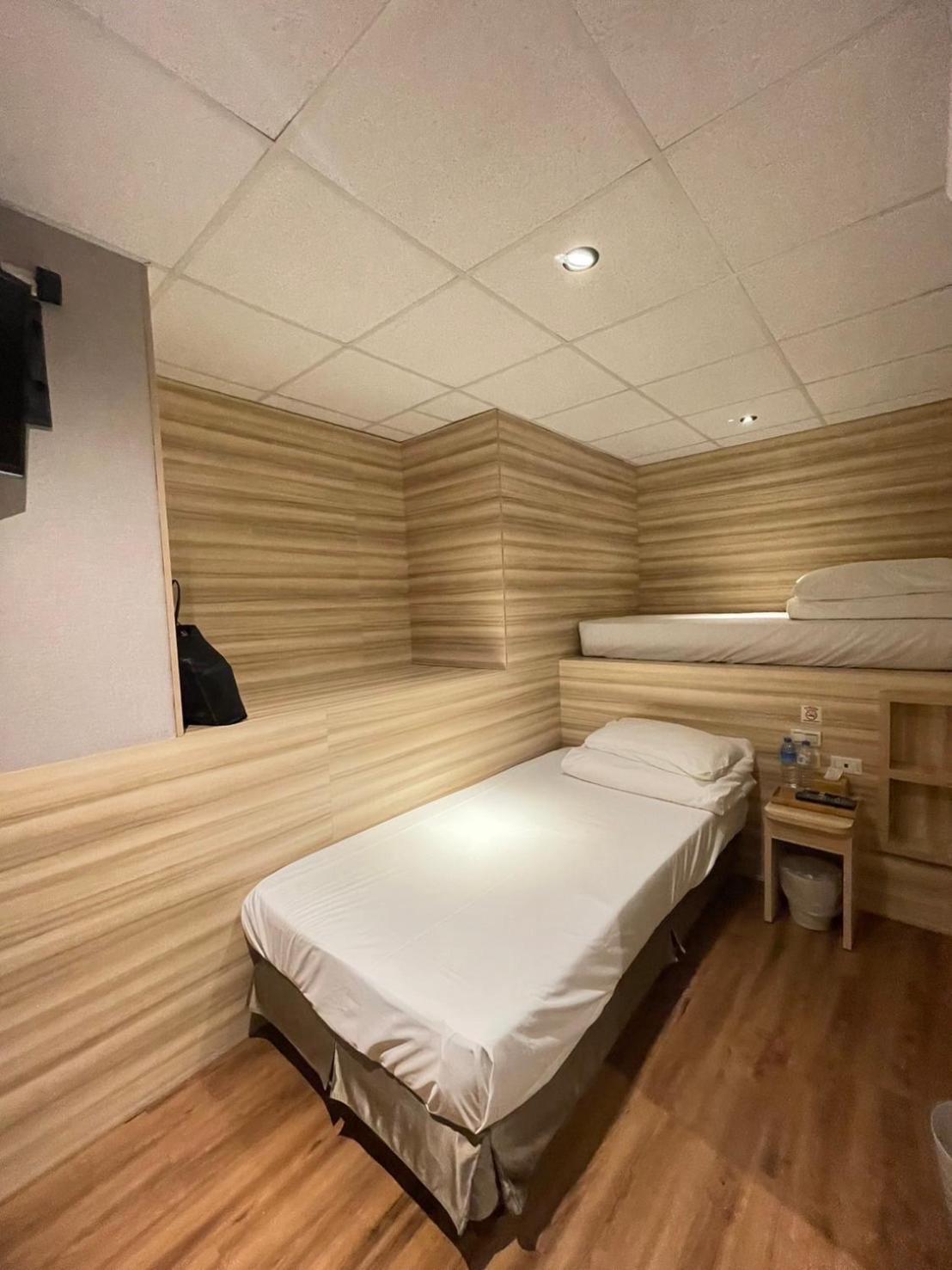 Smile Comma Bed & Breakfast ไทเป ภายนอก รูปภาพ